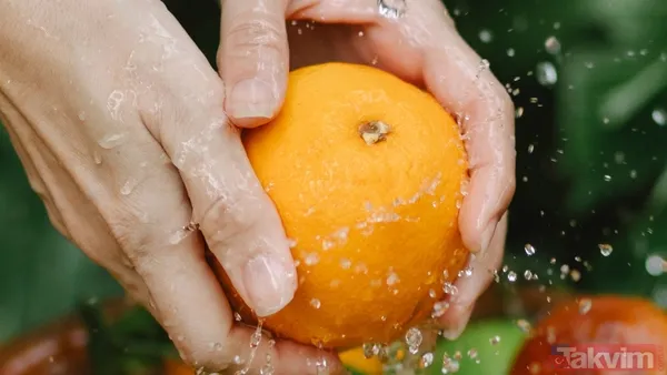 💧Birden Fazla Yöntemin Kombinasyonu Sonuç Olarak, Mevcut Yıkama Yöntemleri Pestisit Kalıntılarını Tamamen Ortadan Kaldıramasa Da, Su, Karbonat-Tuz Karışımları,...