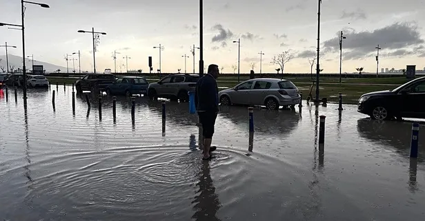 İzmir'de CHP'li belediyeler yine sınıfta kaldı! Sokaklar ve caddeler göle döndü