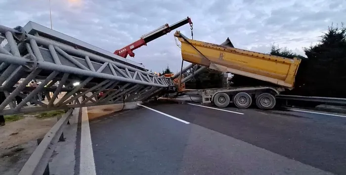 kgm-duyurdu-tem-otoyolu-ankara-yonu-hereke-kesiminden-itibaren-gecici-olarak-ulasima-kapatildi-1703691924275.jpeg KGM duyurdu! TEM Otoyolu Ankara yönü, Hereke kesiminden itibaren geçici olarak ulaşıma kapatıldı-3