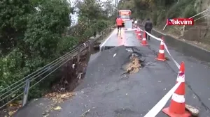 Sarıyer’de yoğun yağış nedeniyle yol çöktü