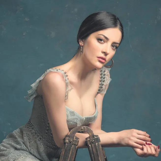 İrem aşka tutsak