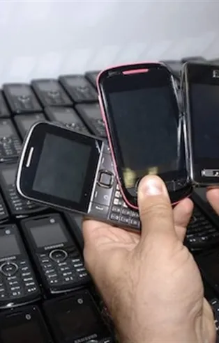 Atatürk Havalimanı'nda çıkan yangında binlerce telefon kül olmuştu! AYM kararını verdi!