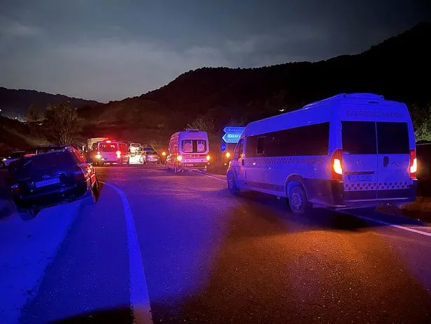 Bu acıya yürek dayanmaz! Dereye düşüp ölen adamın cansız bedenini oğlu buldu-1