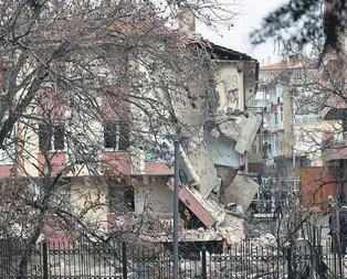 Boruya tüp bağlamışlar