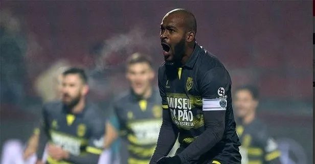Galatasaray In Yeni Transferi Marcao Taraftari Ikiye Boldu Takvim