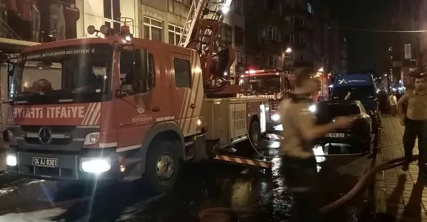 Aksaray’daki bir tekstil hanında çıkan yangın paniğe sebep oldu