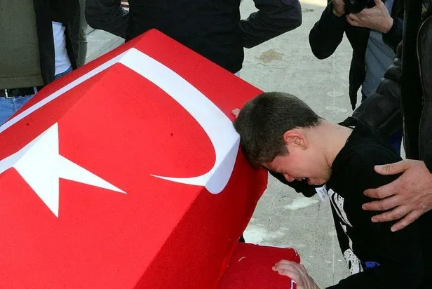 64 yaşında vefat eden AK Parti Milletvekili İmran Kılıç Kahramanmaraş'ta son yolculuğuna uğurlandı-2