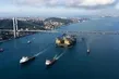 Yarı batık vinç gemisi Saipem 7000 İstanbul Boğazı’ndan geçti!