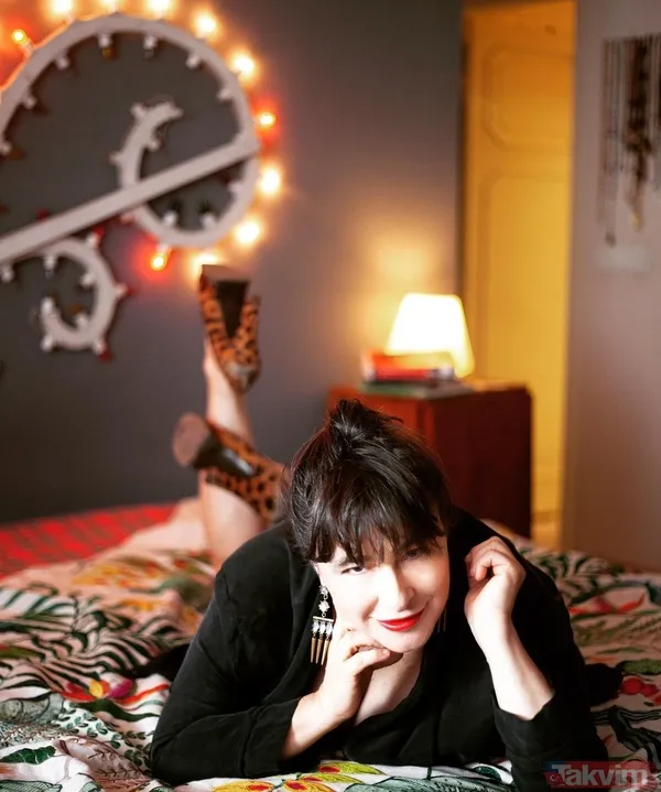 Esra Dermancıoğlu’nun “saklı kalmasını istedim” dediği kızına bakın! Görenin nutku tutuldu! Demet Evgar'dan tek kelimelik yorum... - 11