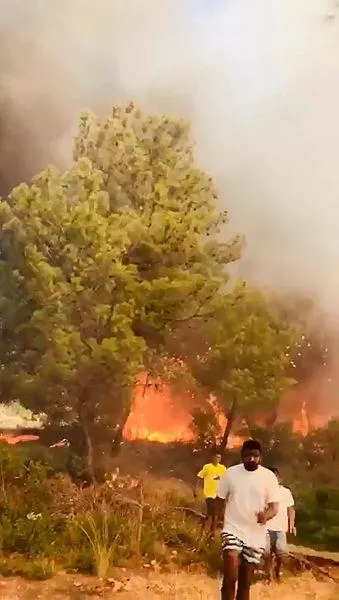 Son dakika: Antalya Kaş'ta orman yangını! Havadan ve karadan müdahaleyle kontrol altına alındı-3