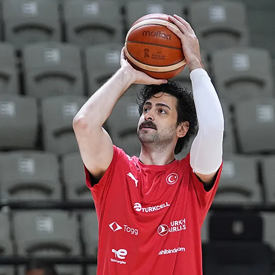 Furkan Korkmaz resmen Beşiktaş GAİN’de!
