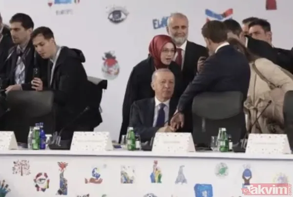 Macron üstünlük kurmak istedi Başkan Erdoğan’ın hamlesini hesap edemedi! Tiran’dan çok konuşulacak görüntüler - 3