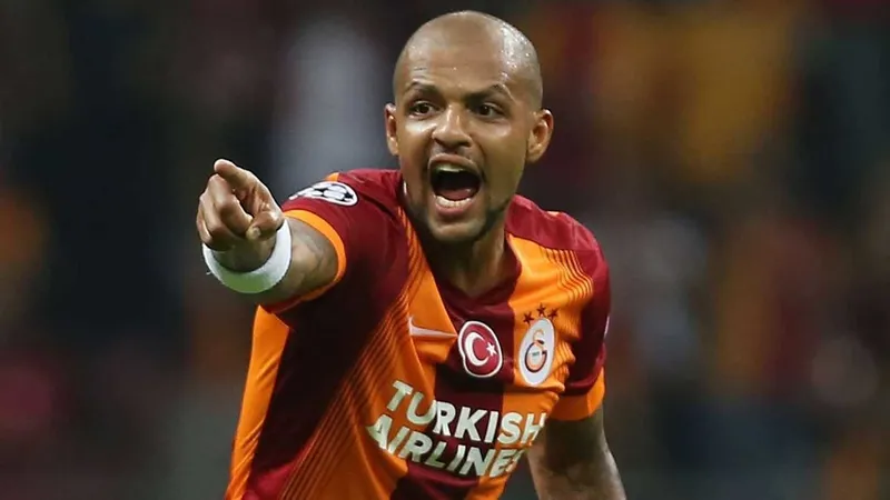 felipe-melodan-fenerbahce-aciklamasi-kadikoydeki-sampiyonluk-kutlanmali-1775754458265.jpg Felipe Melo'dan Fenerbahçe açıklaması! "Kadıköy'deki şampiyonluk kutlanmalı"-4