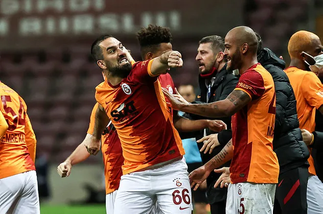 Arda Turan'dan Galatasaray - Beşiktaş maçı sonrası flaş paylaşım