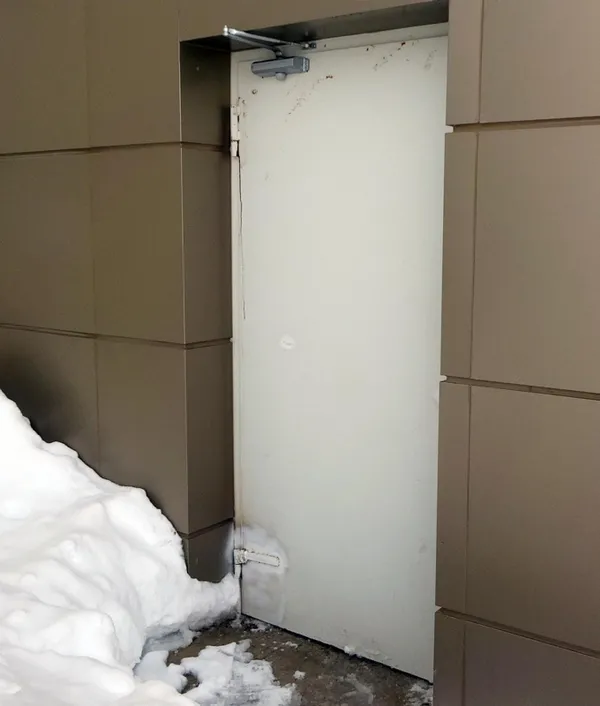 yuksek-tansiyon-ve-diyabet-hastasi-yangin-merdiveninde-olu-bulundu-1643722987639.jpg Yüksek tansiyon ve diyabet hastası yangın merdiveninde ölü bulundu-7