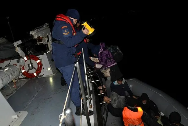 Son dakika: Aydın'da 42 düzensiz göçmen yakalandı-1
