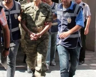 35 asker hakkında FETÖ’den gözaltı kararı