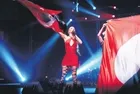 Ünlü sanatçılardan konserlerinde bayram coşkusu! Hande Yener, Betül Demir, Merve Özbey...