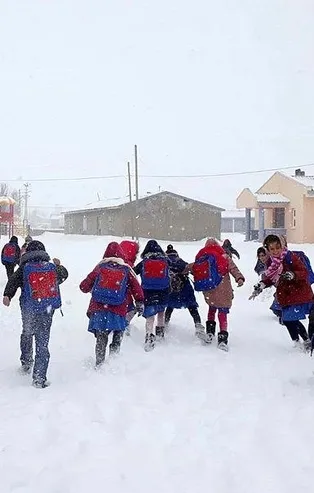 Son dakika: Denizli, Erzincan, Burdur ve Manisa'nın bazı ilçelerinde okullar tatil edildi! 7 Şubat kar tatili