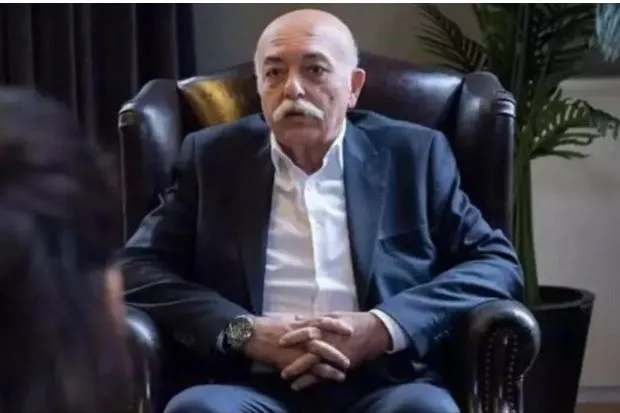 beyin-kanamasi-geciren-settar-tanriogenin-saglik-durumunda-yeni-gelisme-doktoru-acikladi-61-yasindaki-oyuncu-1708606582341.jpg Beyin kanaması geçiren Settar Tanrıöğen'in sağlık durumunda yeni gelişme! Doktoru açıkladı! 61 yaşındaki oyuncu...-3