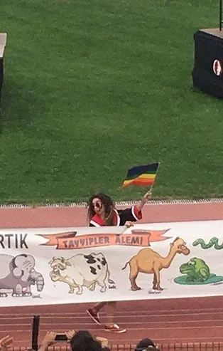 ODTÜ'de pankart skandalı! 3 kişi gözaltında