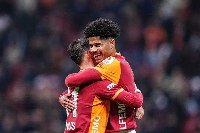 Galatasaray'a 2 dünya yıldızı transferi daha! Süper Lig alev alacak - 2