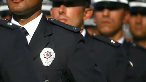 1000-komiser-yardimcisi-alimi-hangi-kadrolara-yapilacak-sartlari-neler-2022-1000-komiser-yardimcisi-alimi-basv-1648130505447.jpg 1000 komiser yardımcısı alımı başvuru nasıl yapılır, yaş sınırı ne? 👨✈️👩✈️1000 komiser yardımcısı alımı ne zaman, şartları neler?-4