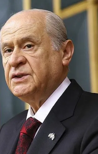 Bahçeli’den anayasa çıkışı