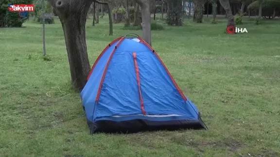 İstanbullular yeni güne çadırlarda uyandı
