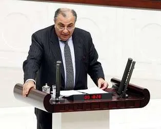 Türkeş’in ismini tekrar yazdılar