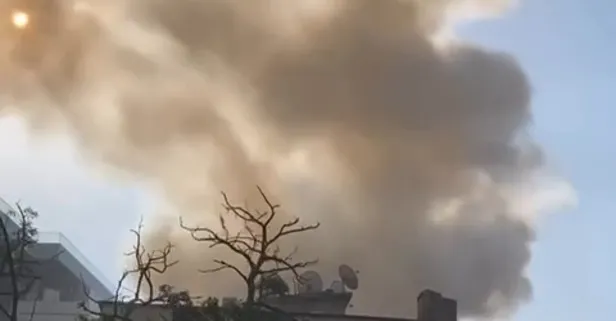 Şişli Teşvikiye'de bir binanın çatı katında yangın! Ekipler olay yerinde