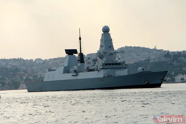 Peş Peşe Boğaza Girdiler Bugün İngiliz Ve Hollanda Savaş Gemileri Karadeniz'den Peş Peşe İstanbul Boğazına Giriş Yaptı. Savaş Gemilerinin Boğaz Geçişine Çok...