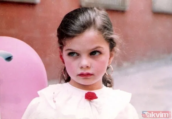 Evet, Doğru Tahmin Ettiniz! Bu Küçük Hanımefendi, Ekranların Sevilen Yıldızı Pelin Karahan.