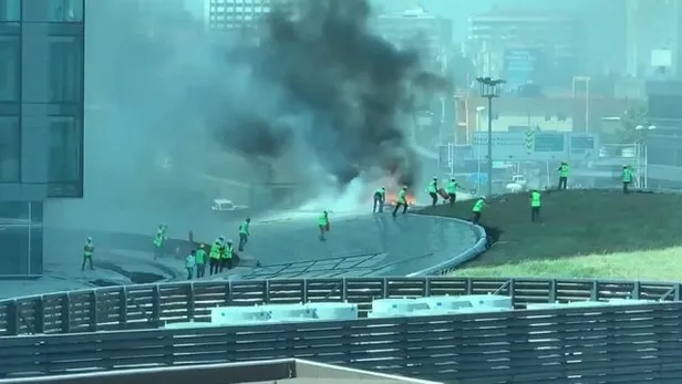Son dakika haberi: İstanbul Zincirlikuyu'da yangın paniği! Alevler gözyüzünü kapladı-2