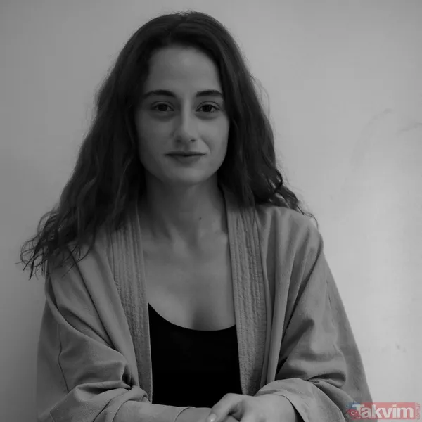 İlk cinsel deneyimini anlatan Nazlı Bulum’a tepki yağdı! “Utanç verici! Edepsizlik...” Kendini savunmaya kalkınca da ortalık karıştı - 14