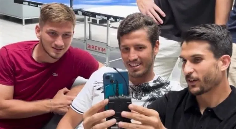 turk-futbolunun-1773557964061.jpeg Türk futbolunun acı kaybı! İstanbulspor'un genç stoperi Baran Alp Vardar kansere yenik düştü-3