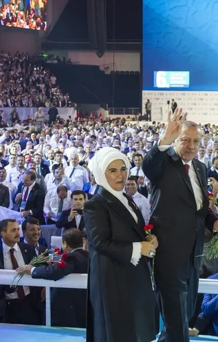 AK Parti’de seçim günü