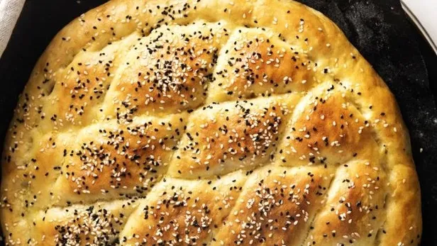 ruyada-pide-gormek-ne-anlama-gelir-ruyada-pide-firini-gormek-ne-anlama-gelir-ruyada-ramazan-pidesi-gormek-hayirli-midir-1609919504169.jpg