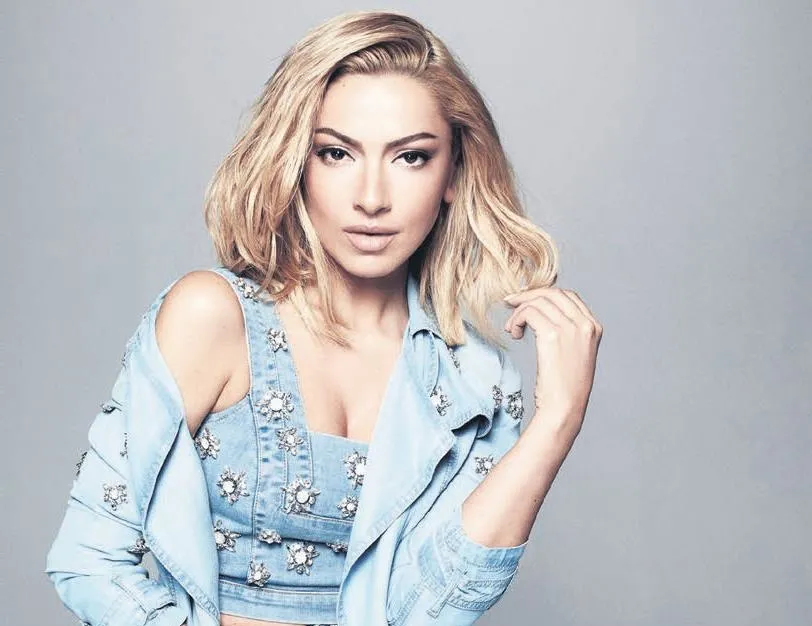 Hadise war!