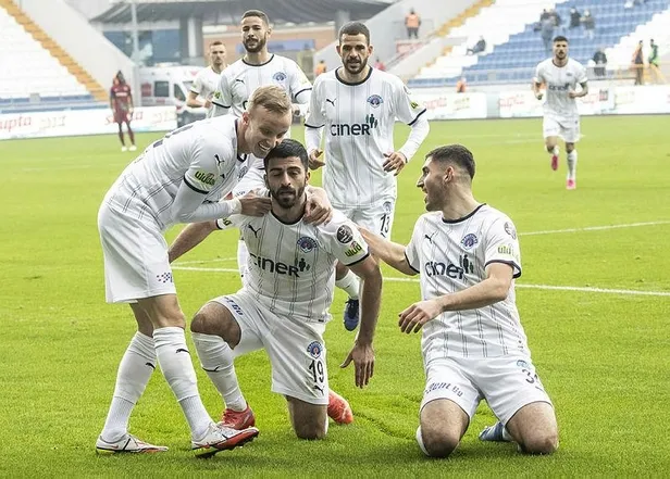 İstanbul'da 3 puanın sahibi Kasımpaşa! Kasımpaşa 3-1 Hatayspor (MAÇ SONUCU-ÖZET)-3