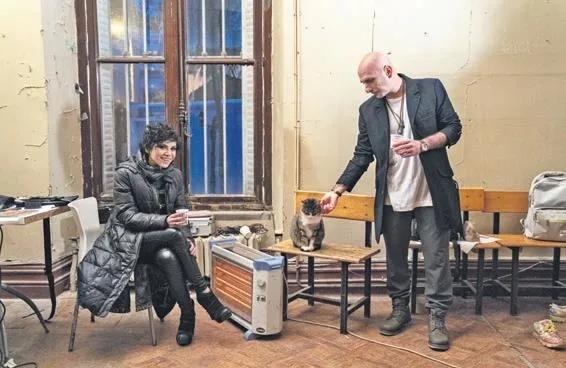 Bir Zamanlar Çukurova dizisine katılan Hande Soral ikoncan oldu-13