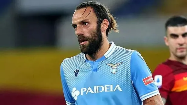 galatasaray-okan-burukun-israrla-istedigi-kosovali-yildiz-vedat-muric-icin-harekete-geciyor-1656459647755.jpeg Galatasaray, Okan Buruk'un ısrarla istediği Kosovalı yıldız Vedat Muriç için harekete geçiyor-3