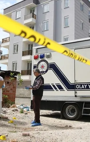 Yol verme kavgası kanlı bitti! Yaralılar var