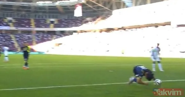 Mesut Özil'den Pereira'ya şok tepki! Hatayspor - Fenerbahçe maçında... - 4