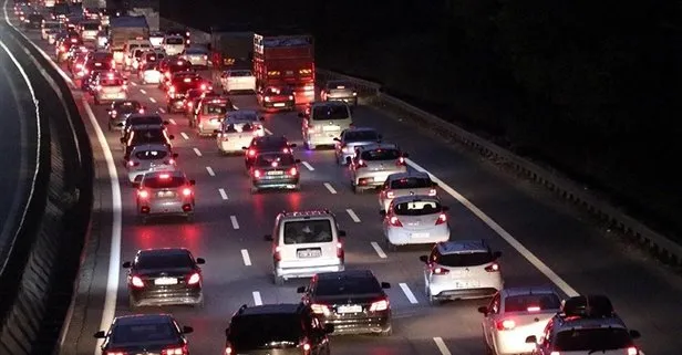 İzmir trafik durumu! İzmir yol durumu trafik yoğunluğu nasıl?