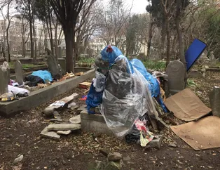 Şehrin ortasındaki tarihi Maçka Mezarlığında şok görüntü! Vatandaşlar İBB'ye isyan etti!