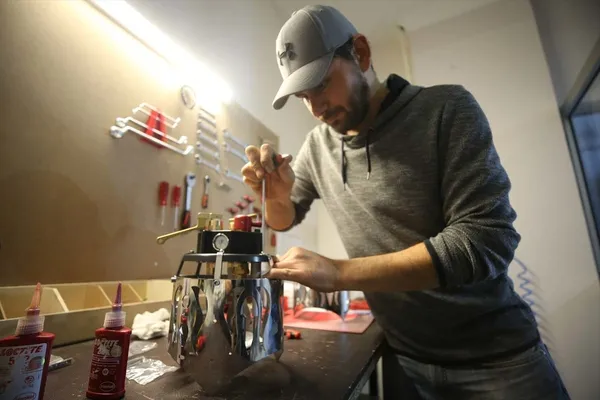 tanesi-100-bin-euro-kapadokyada-sicak-hava-balonu-yapan-firmalar-yuzde-100-yerli-kumas-icin-kollari-sivadi-1634896818146.jpg Tanesi 100 bin euro! Kapadokya'da sıcak hava balonu yapan firmalar yüzde 100 yerli kumaş için kolları sıvadı-13