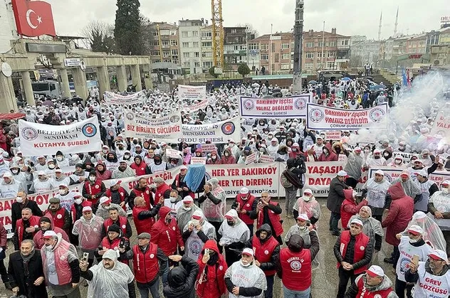 CHP'li Bakırköy Belediyesi işçilerinin grevi 54 gündür sürüyor! Bol keseden atan Kılıçdaroğlu'nu zam yapmaya davet ediyoruz