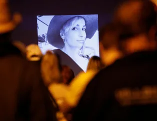 Ünlü oyuncu Alec Baldwin'in Halyna Hutchins'i vurduğu kazada son dakika gelişmesi: Polis belgeleri sızdı!