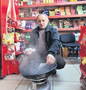 Prof. Dr. Oğuz Özyaral Kovid-19 şüphesiyle hastaneye kaldırıldı-4